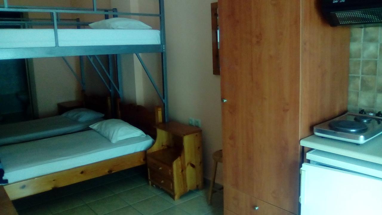 Constantinos Budget Beds Chania  Bagian luar foto